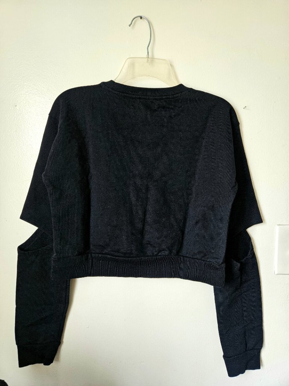 Horror Bats Crop Sweater - Picture 2 of 6